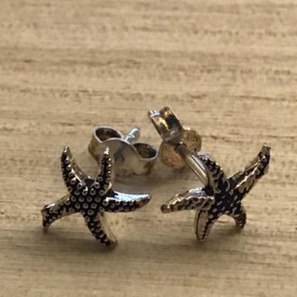 925 Silver Star Fish push Back Women Earring - Picture 2 of 3